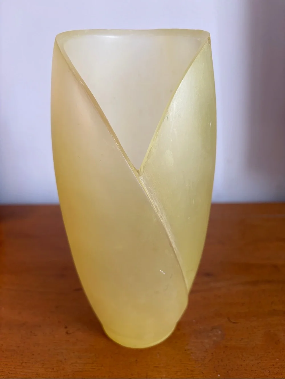 Vintage Hen-Feathers Frosted Yellow Resin Sea Glass Vase 8.5